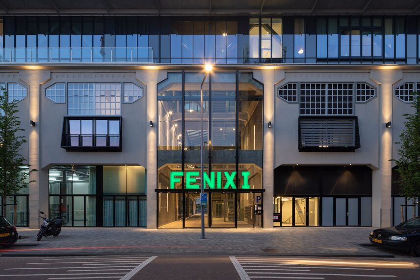 SlimLine 38 Janelas, ConceptSystem 77 Portas, ConceptPatio 130 Correr e Harmónio e ConceptWall 50 Fachadas - Fenix I Rotterdam localizado em Rotterdam, nos Países Baixos