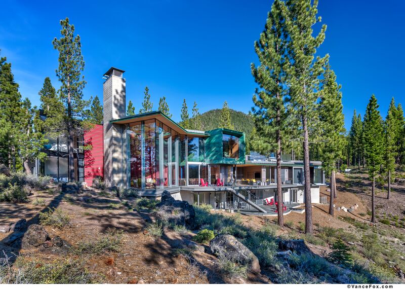 SlimLine 38 Janelas, SlimLine 38 Portas, ConceptWall 50 Fachadas e Mosquito Sistemas complementares - Martis Camp localizado em Truckee, CA, Estados Unidos da América