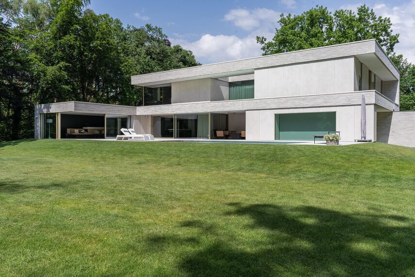 MasterLine 8 Janelas, HiFinity Correr e Harmónio, MasterPatio Correr e Harmónio, MasterLine 8 Portas e MasterLine 8-HI Portas - Villa Haasdonk localizado em Haasdonk, België