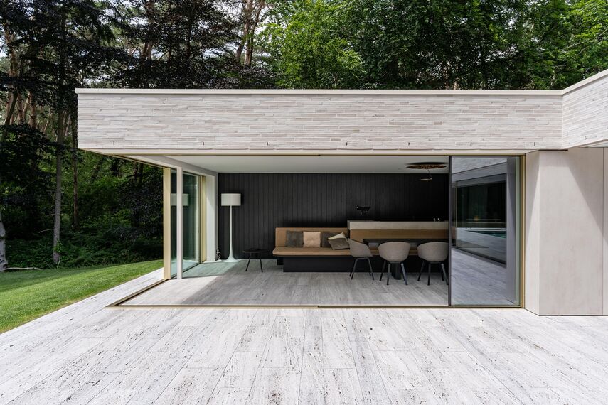 MasterLine 8 Janelas, HiFinity Correr e Harmónio, MasterPatio Correr e Harmónio, MasterLine 8 Portas e MasterLine 8-HI Portas - Villa Haasdonk localizado em Haasdonk, België