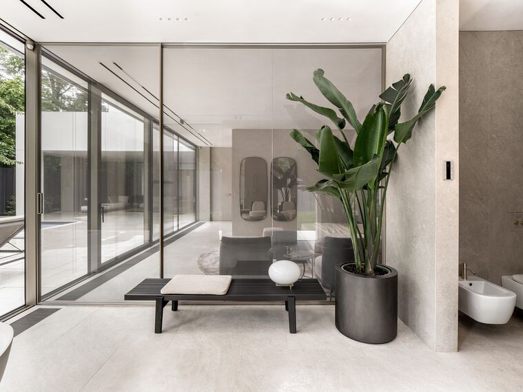 MasterLine 8 HI Janelas - 3L Residence localizado em Kiev, Ucrânia