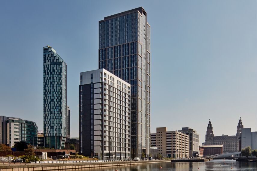CW 65-EF Fachadas e ConceptSystem 77 Janelas - The Lexington localizado em Liverpool, Reino Unido