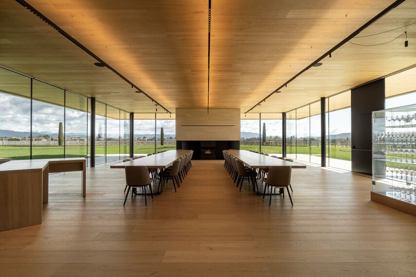 HiFinity Correr e Harmónio e ConceptPatio 155 Correr e Harmónio - Cantine Vie di Romans localizado em Gorizia, Itália