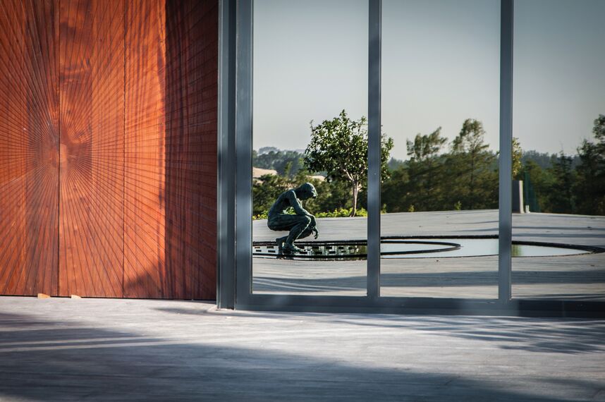 ConceptSystem 68 Janelas e ConceptFolding 77 Correr e Harmónio - Recreation/Entertainment centre Quoin Rock Wine Estate localizado em Stellenbosch, África do Sul