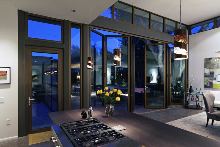 ConceptSystem 68 Janelas, ConceptFolding 77 Correr e Harmónio e ConceptSystem 68 Portas - Villa Modern Prairie localizado em Sonoma Wine Country, Estados Unidos da América