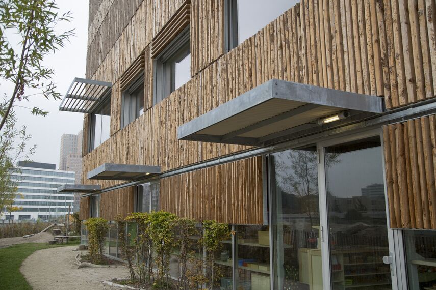 CS 38-SL Sistemas cancelados e SlimLine 38 Janelas - Boarding school Centro Escolar Zuidas localizado em Amsterdam, nos Países Baixos