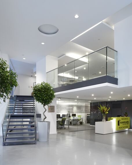 ConceptWall 50 Fachadas, ConceptSystem 68 Janelas, Vision 50 Portas e ConceptWall 60 Fachadas - Student Accomodation localizado em Manchester, Reino Unido