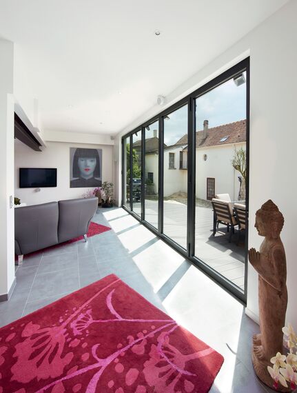 ConceptFolding 77 Correr e Harmónio - Villa Luzarches localizado em Luzarches, França