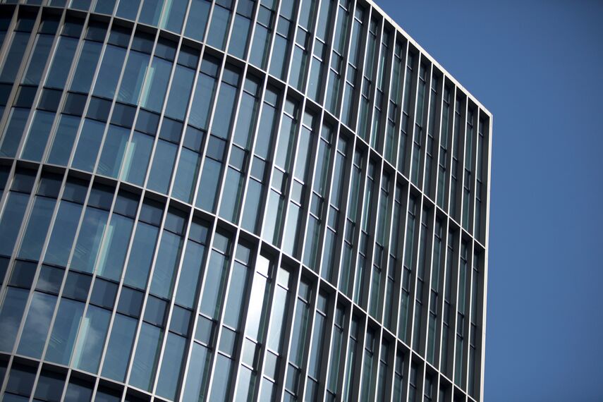 ConceptWall 50 Fachadas, Vision 50 Portas, ConceptSystem 68 Janelas, ConceptWall 60 Fachadas e ConceptSystem 68 Portas - Office building Eleven Brindleyplace localizado em Birmingham, Reino Unido