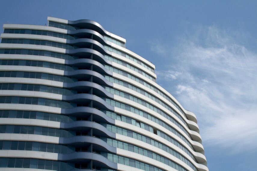 ConceptSystem 77 Portas e ConceptSystem 77 Janelas - Complexo de apartmentos White Sails localizado em Odessa, Ucrânia