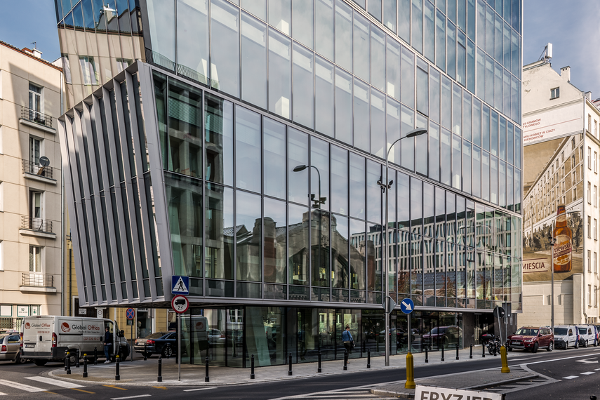 CW 50-HI Fachadas - The Nest localizado em Warsaw, Polónia