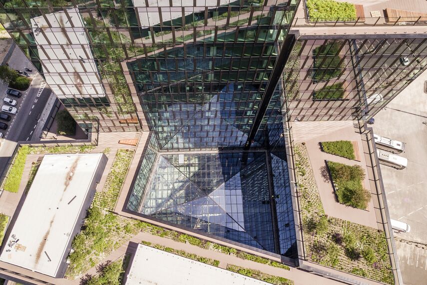 ConceptWall 50 Fachadas, MasterLine 8 Janelas, CW 50-HI Fachadas, CW 50-SC Fachadas, MasterLine 8 Standard Janelas e MasterLine 8 Janelas - Varso 1 & 2 localizado em Warsaw, Polónia