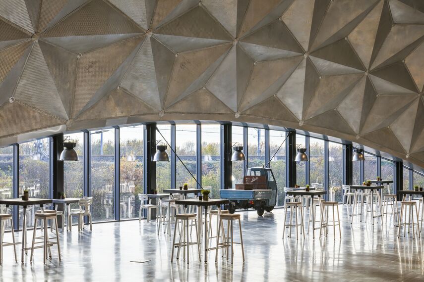 ConceptSystem 77 Janelas, ConceptSystem 77 Portas e ConceptWall 50 Fachadas - Amsterdome localizado em Amsterdam, nos Países Baixos