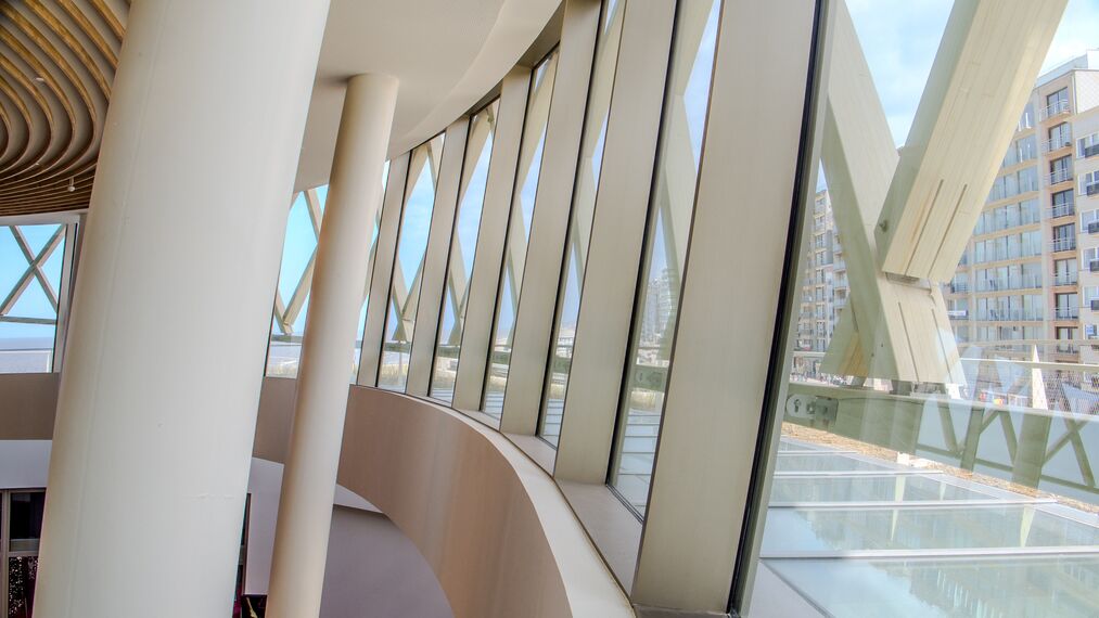 ConceptWall 50 Fachadas, MasterLine 8 Janelas, MasterLine 8 Portas e MasterPatio Correr e Harmónio - SILT Middelkerke localizado em Middelkerke, België