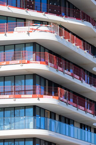 MasterPatio Correr e Harmónio e MasterLine 8 Janelas - Lake District Knokke localizado em Knokke-Heist, België