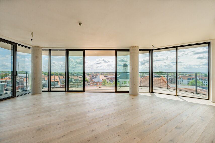 MasterPatio Correr e Harmónio e MasterLine 8 Janelas - Lake District Knokke localizado em Knokke-Heist, België