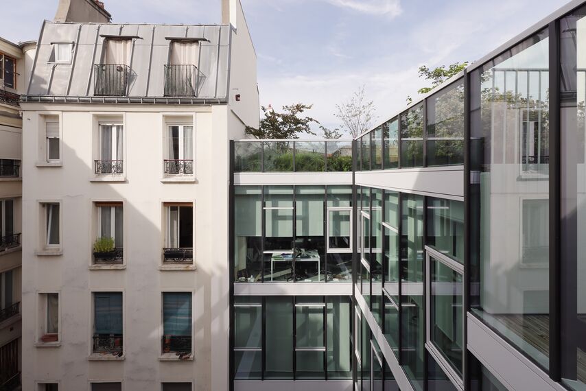 SlimLine 38 Janelas, SlimLine 38 Portas e CW 50-SL Fachadas - Villa Malevart localizado em Paris, França
