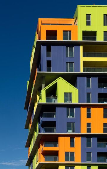 MasterLine 8 Janelas, MasterLine 8 Portas, ConceptWall 50 Fachadas e MasterPatio Correr e Harmónio - Hoost localizado em Knokke-Heist, België