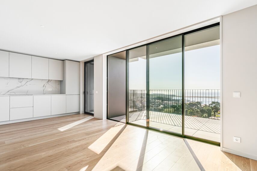 SlimPatio 68 Correr e Harmónio, SlimLine 38 Portas e SlimLine 38 Janelas - The Yard localizado em Vila Nova de Gaia, Portugal