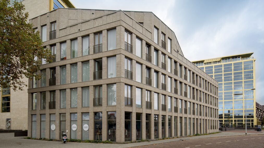 SlimLine 38 Portas - Victoria Court Eindhoven localizado em Eindhoven, nos Países Baixos