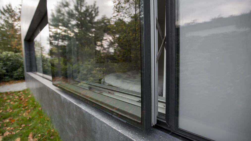 ConceptWall 50 Fachadas - Villa X localizado em Brabant, nos Países Baixos