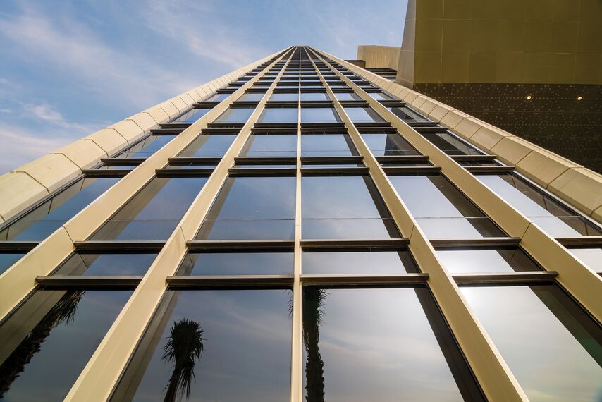CP 96 Correr e Harmónio e CS 77 Fire Proof Portas - Four Seasons Hotel localizado em Manama, Barém