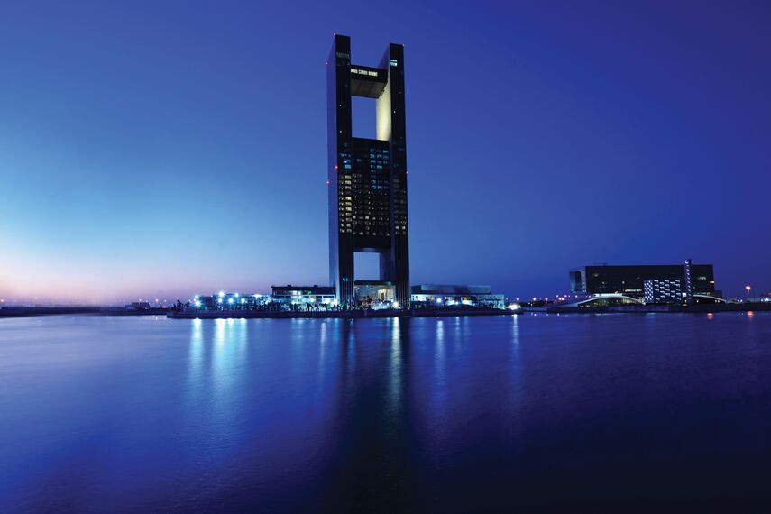 CP 96 Correr e Harmónio e CS 77 Fire Proof Portas - Four Seasons Hotel localizado em Manama, Barém