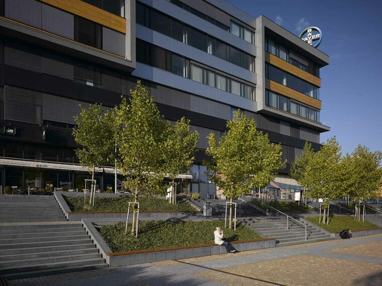 CS 86-HI (c) Sistemas cancelados e ConceptWall 50 Fachadas - Západní mêsto (city west) Office Building localizado em Prague, República Checa