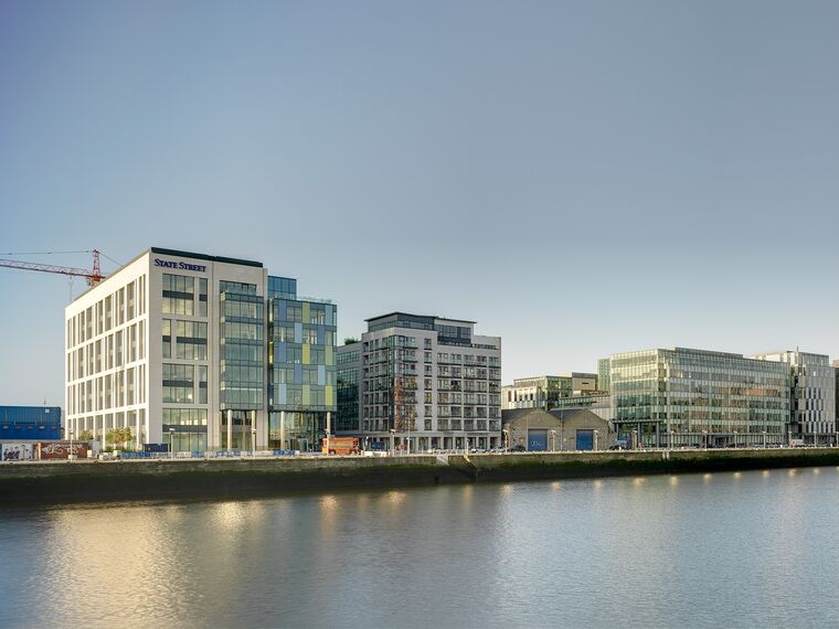 ConceptWall 60 Fachadas - Office building Sir John Rogerson's Quay localizado em Dublin, Irlanda