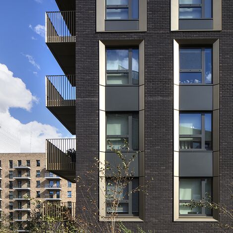 ConceptSystem 77 Janelas, ConceptSystem 77 Portas, CS 86-HI (c) Sistemas cancelados e ConceptWall 50 Fachadas - Wembley Park localizado em London, Reino Unido