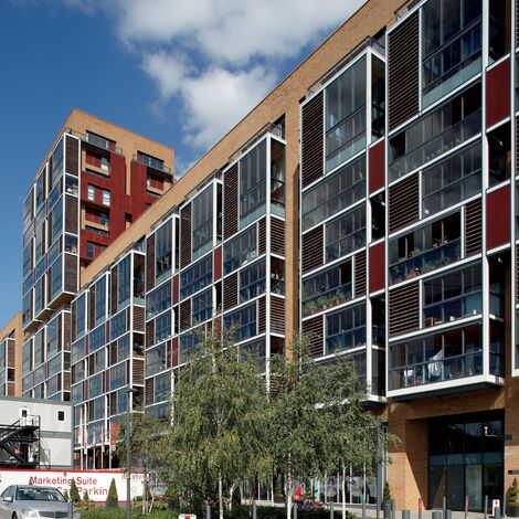 ConceptWall 50 Fachadas e CS 86-HI (c) Sistemas cancelados - Dalston Lane localizado em London, Reino Unido