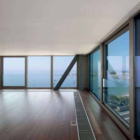 ConceptSystem 77 Janelas e ConceptSystem 77 Portas - Complexo de apartmentos Estoril Sol Residence  localizado em Cascais, Portugal