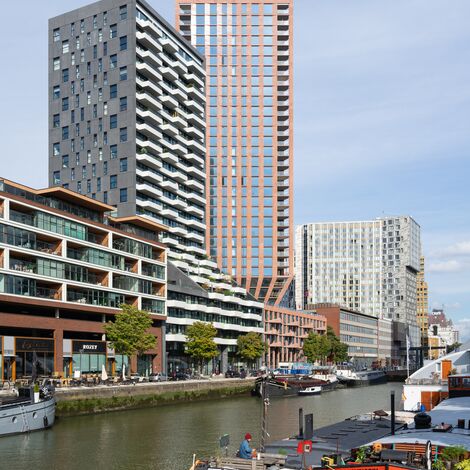 ConceptWall 50 Fachadas e ConceptPatio 155 Correr e Harmónio - CasaNova localizado em Rotterdam, nos Países Baixos