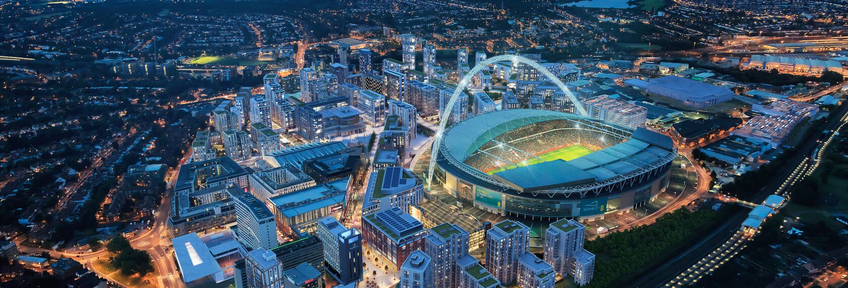 ConceptSystem 77 Janelas, ConceptSystem 77 Portas, CS 86-HI (c) Sistemas cancelados e ConceptWall 50 Fachadas - Wembley Park localizado em London, Reino Unido