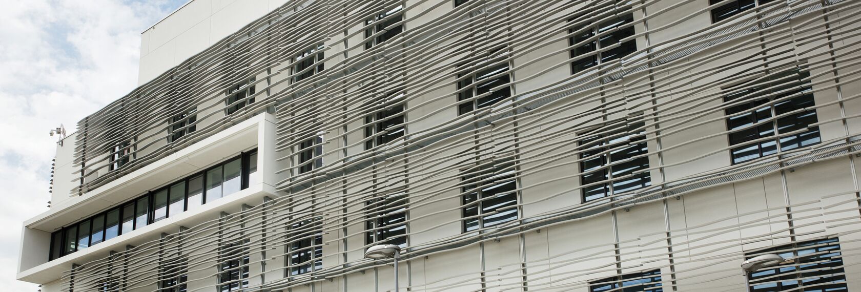ConceptSystem 77 Janelas, BriseSoleil 100 Sombreamento e CS 77 Fire Proof Janelas - AZ Sint Maarten localizado em Mechelen, België