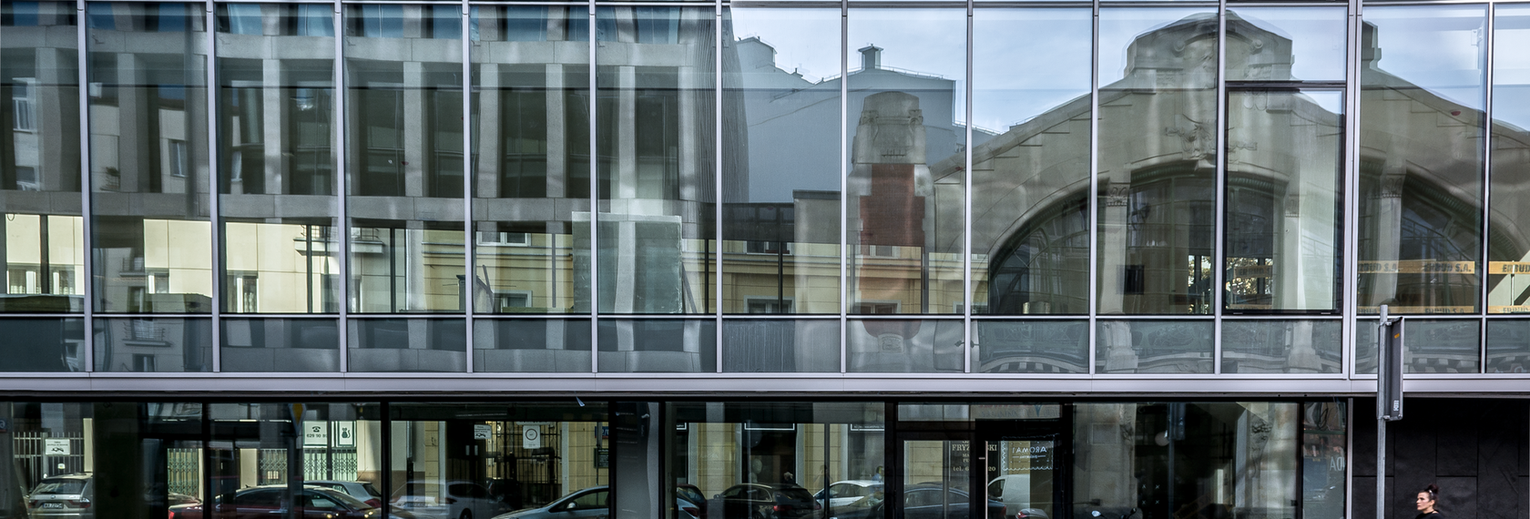 CW 50-HI Fachadas - The Nest localizado em Warsaw, Polónia