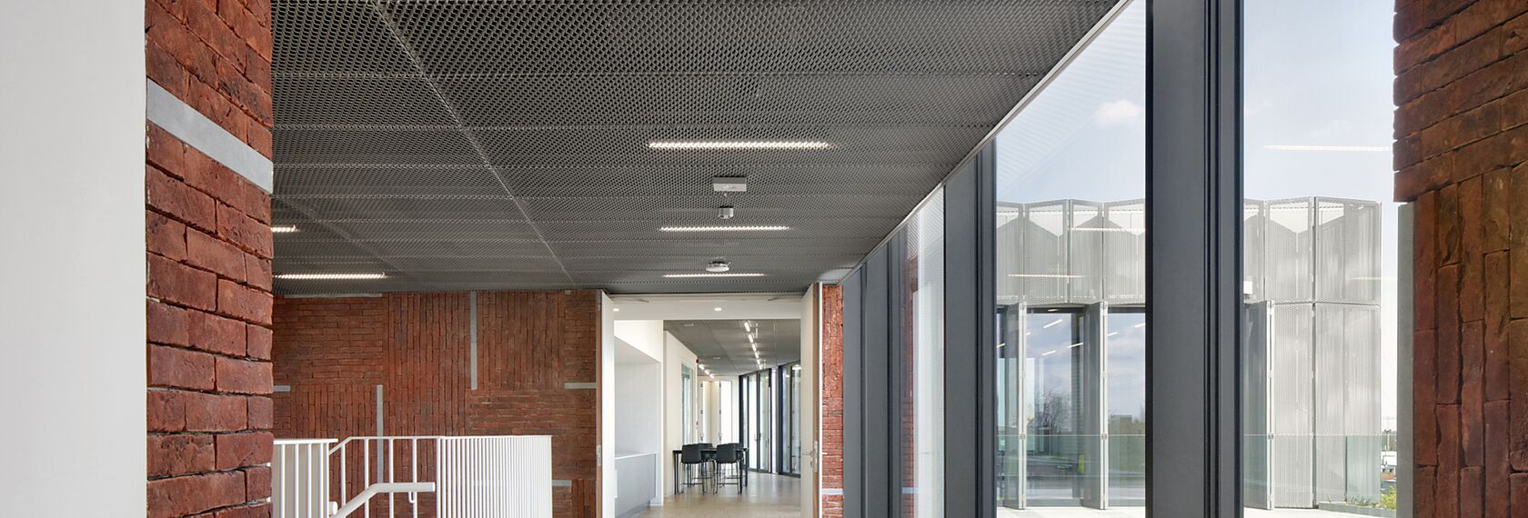 MasterLine 8 Hidden Vent Janelas, CW 50-FP Fachadas e CS 77 Fire Proof Janelas - Centro Administrativo de Beveren localizado em Beveren, België