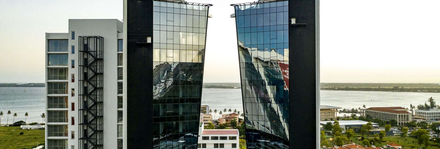 ConceptWall 50 Fachadas - Energy Towers localizado em Maputo, Moçambique