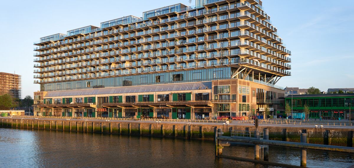 SlimLine 38 Janelas, ConceptSystem 77 Portas, ConceptPatio 130 Correr e Harmónio e ConceptWall 50 Fachadas - Fenix I Rotterdam localizado em Rotterdam, nos Países Baixos