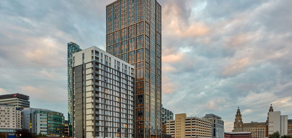 CW 65-EF Fachadas e ConceptSystem 77 Janelas - The Lexington localizado em Liverpool, Reino Unido