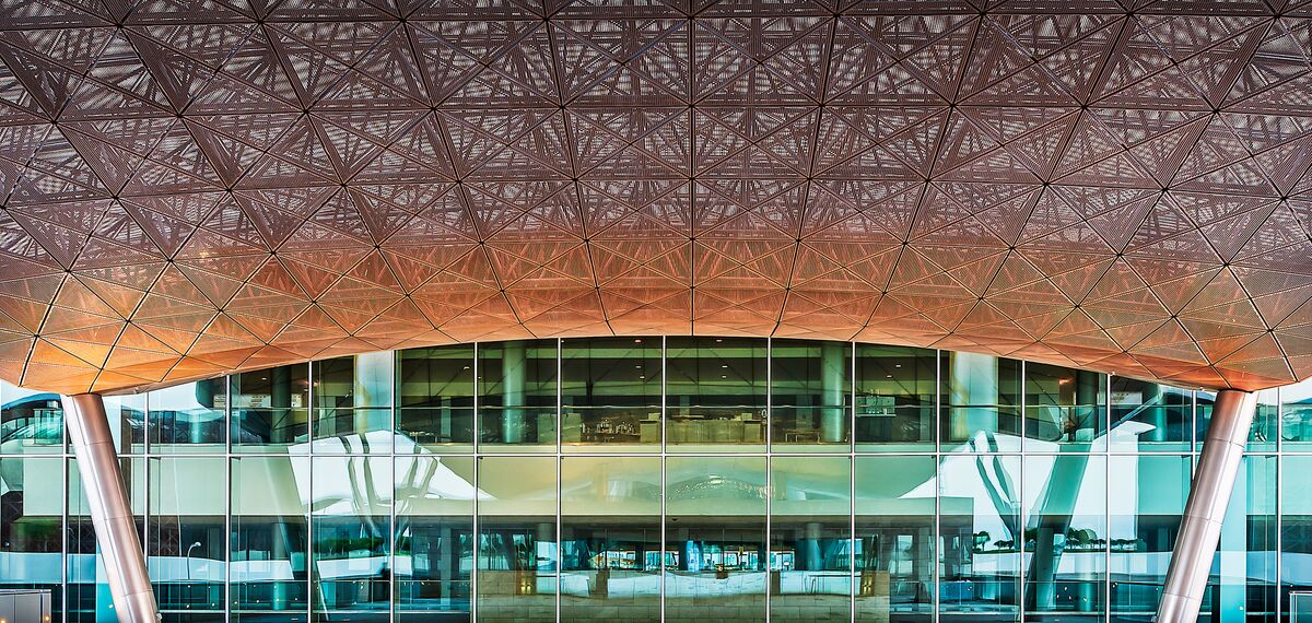ConceptSystem 68 Janelas, ConceptSystem 59Pa Janelas e ConceptWall 50 Fachadas - Congress center Qatar National Convention Centre localizado em Doha, Qatar