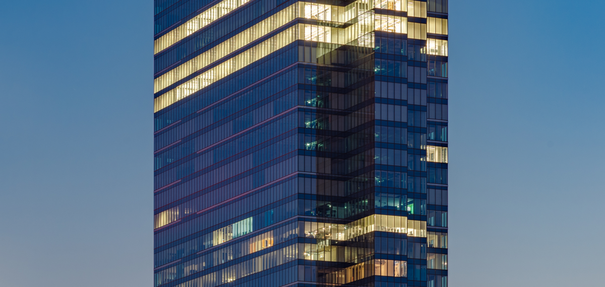 ConceptWall 50 Fachadas, MasterLine 8 Portas, ConceptWall 86 Fachadas e CW 86-EF/HI Fachadas - Warsaw Unit localizado em Warsaw, Polónia