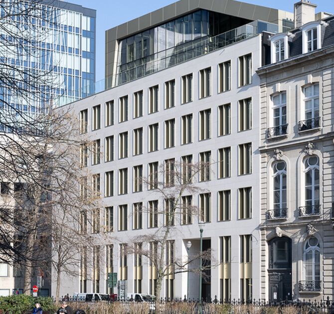 Janela de aluminio ConceptSystem 77