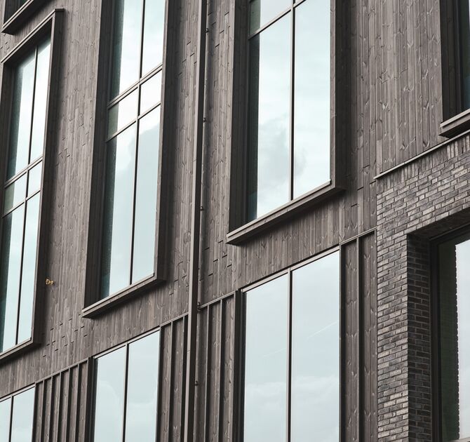 Brochura de produto da solução de caixilharia de aluminio e madeira TimberWall 50