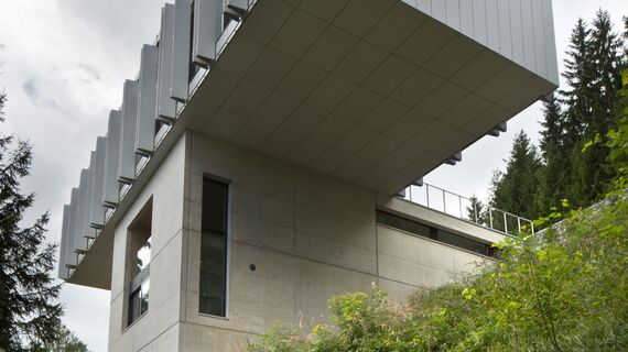 ConceptWall 50 Fachadas e ConceptSystem 77 Janelas - Villa Frydava localizado emRepública Checa