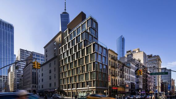 SlimLine 38 Janelas, SlimLine 38 Portas, SlimLine 38 Standard Janelas, SlimLine 38 Classic Janelas, SlimLine 38 Standard Portas e SlimLine 38 Classic Portas - Tribeca Rogue localizado em New York City, Estados Unidos da América