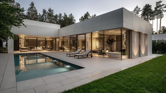 MasterLine 8 HI Janelas - 3L Residence localizado em Kiev, Ucrânia