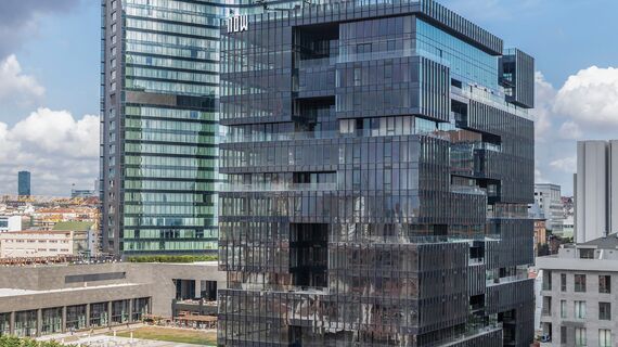 ConceptWall 60 Fachadas, HiFinity Correr e Harmónio e ConceptSystem 68 Portas - Complexo de apartmentos Now Bomonti localizado em Istanbul, Turquia