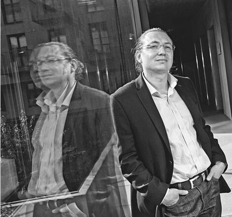 CW 86 Standard Fachadas e CW 86-EF Fachadas - Crystal localizado em Prague, República Checa